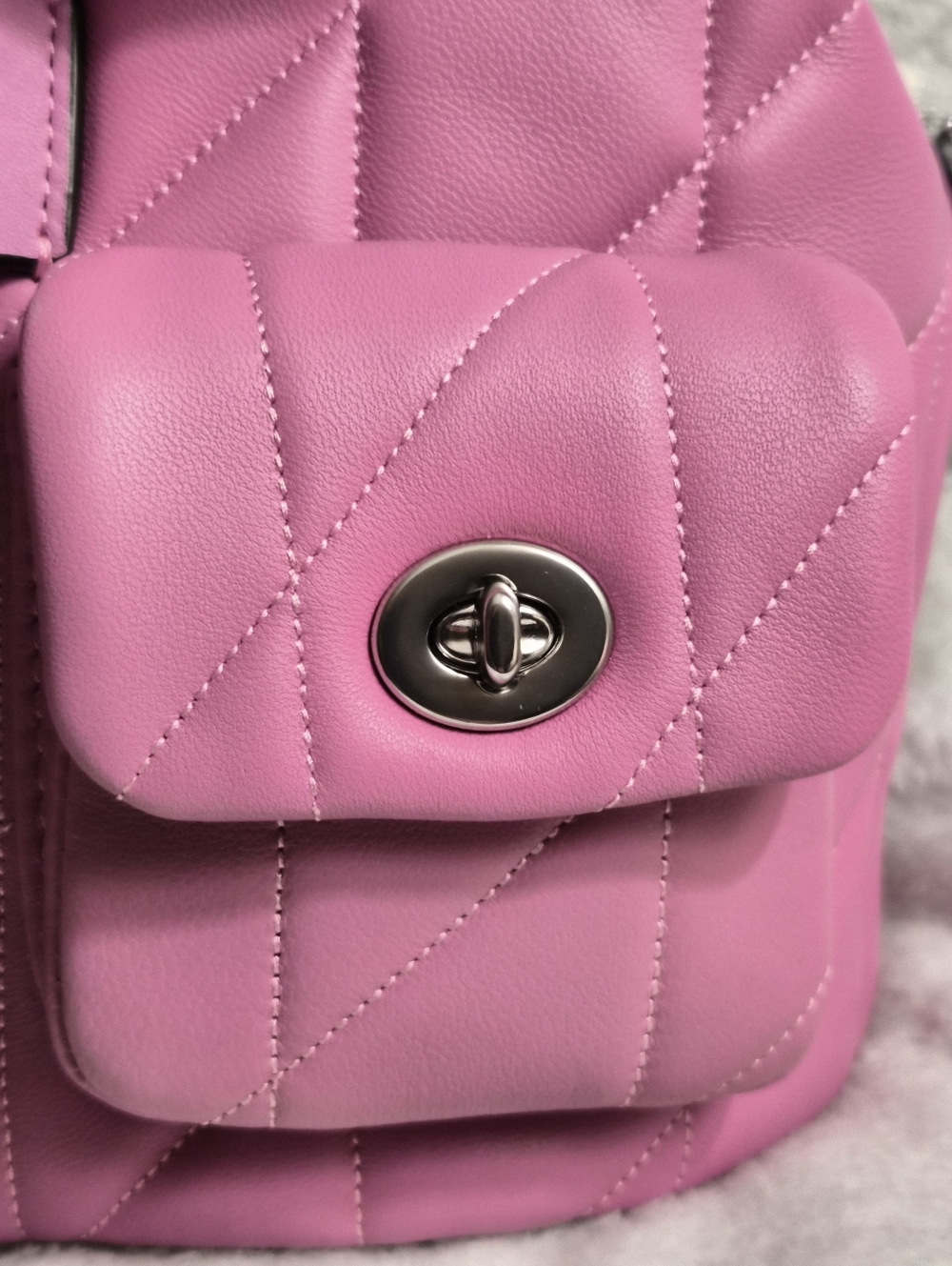 NWT Coach Tabby Archival Pillow Quilted Backpack in Dragonfruit Pink – CU076 - Picture 5 of 14